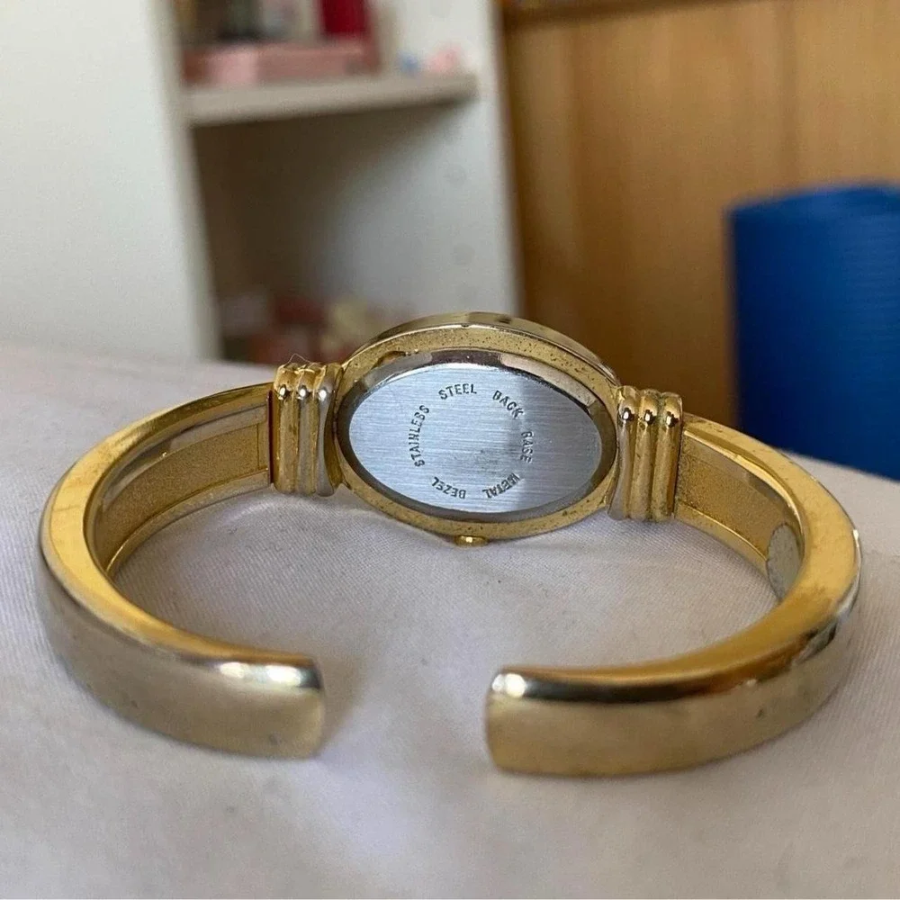 vintage Collezier gold stainless steel watch with mother pearl face JAPAN MOVT